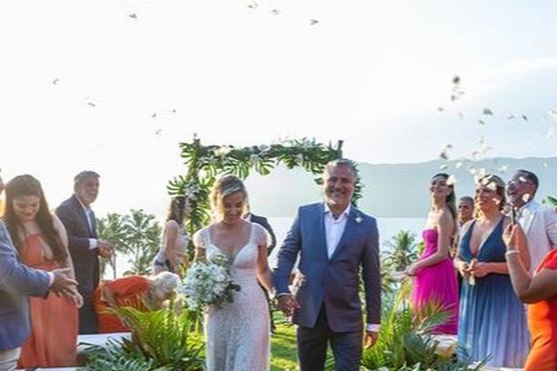 Casar na praia é tudo de bom!