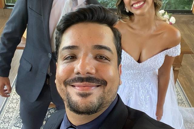 João Whately com os noivos