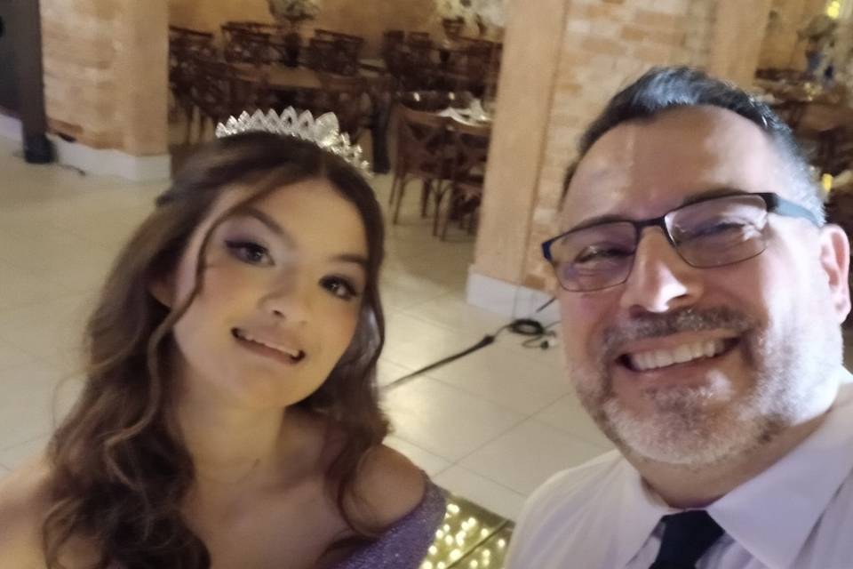 Debutante Hellen