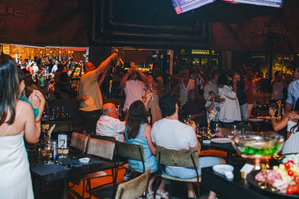 Reveillon Hotel Radisson Red