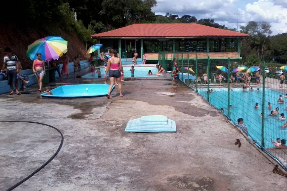 Fim de semana nas piscinas