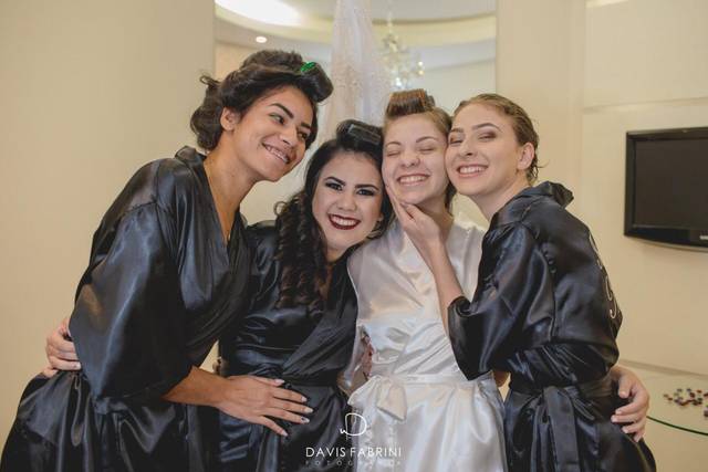 Noiva e madrinhas