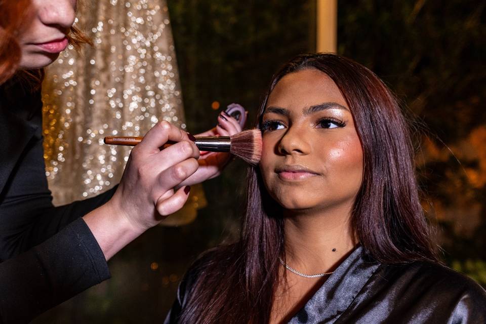 Giovana Alves Makeup