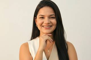 Sara Fernandes Makeup