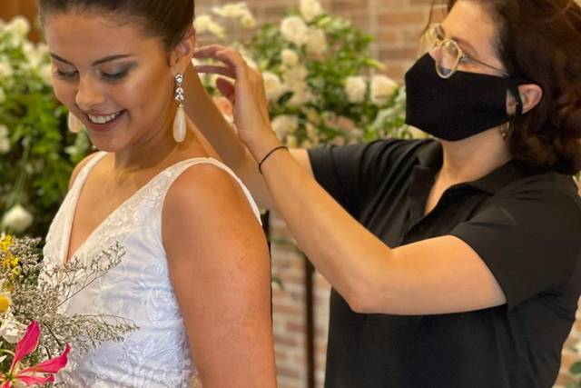 Penteado Coque Clássico