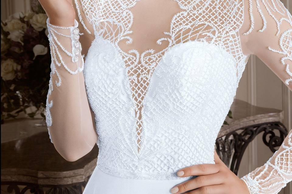 Vestido corpo bordado.