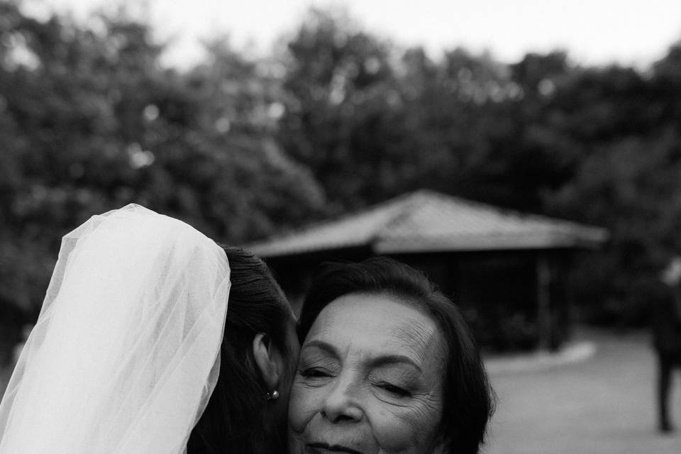 Noiva e avó - cerimônia