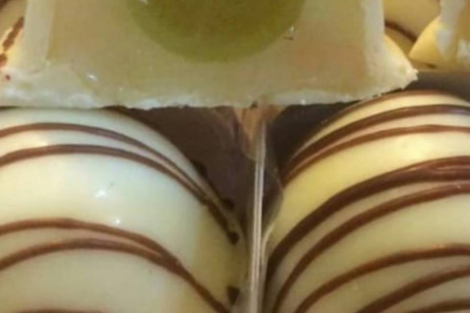 Bombom surpresa de uva