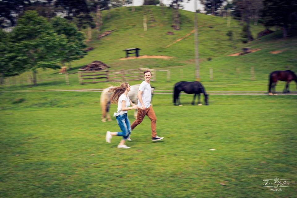 Casal correndo
