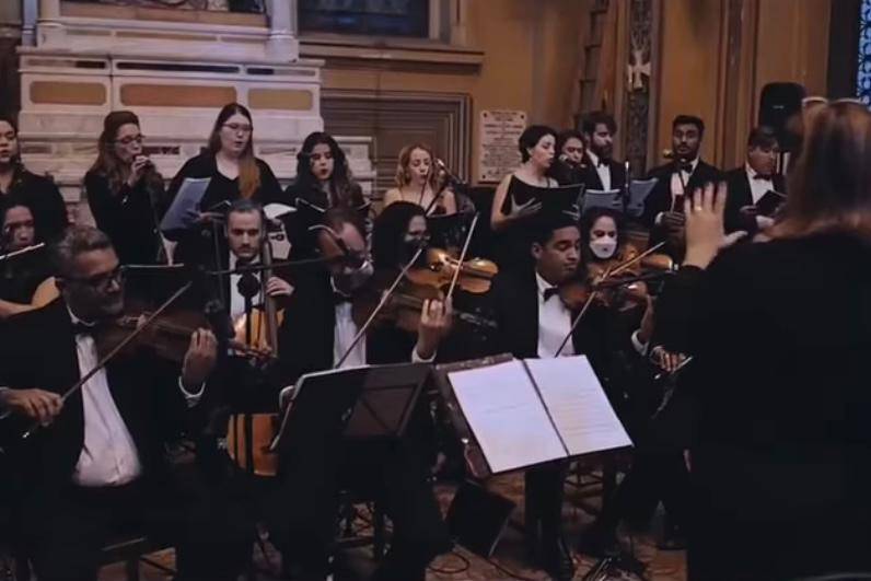 Coral e Orquestra - 40 musicos