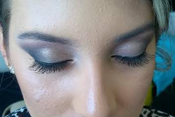 Danielle Contrera Make Up