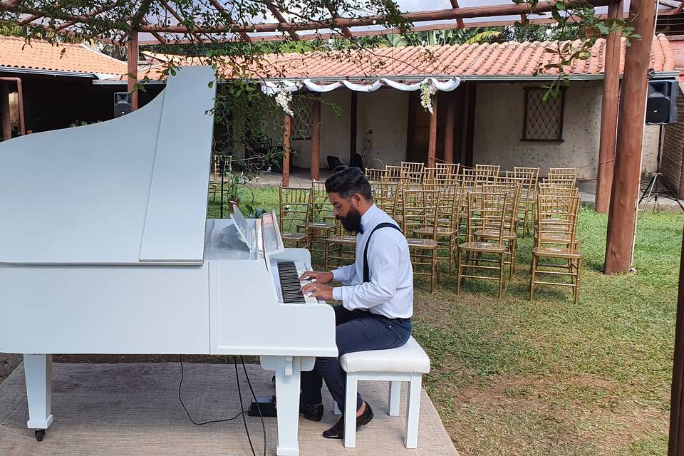 Piano ar livre