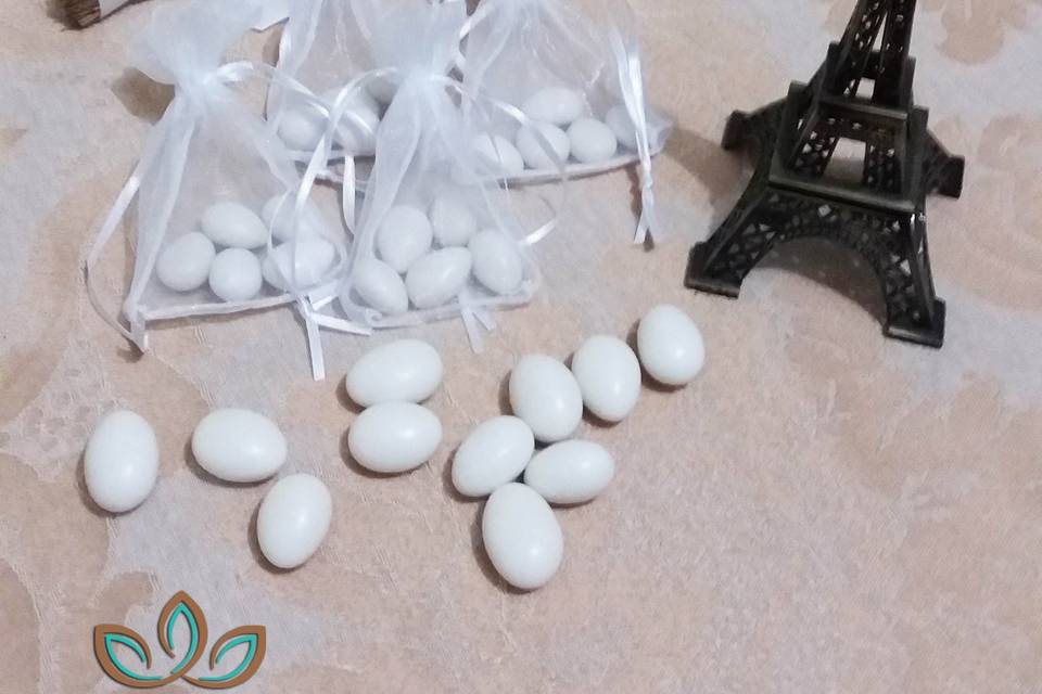 Amêndoa no saquinho de organza