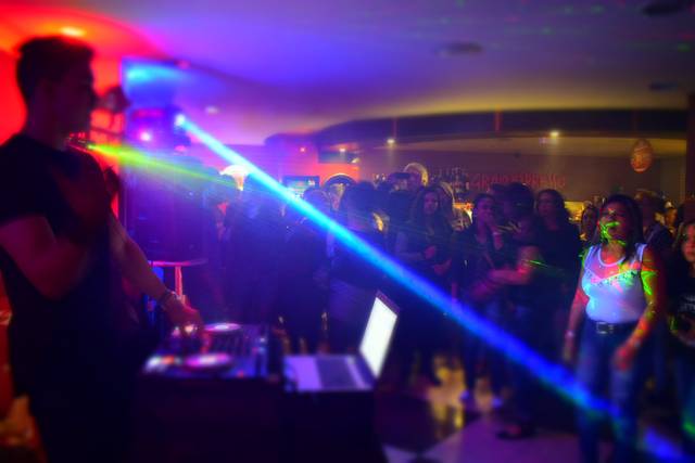 Dj dan