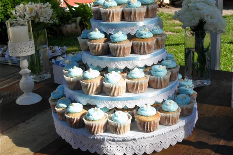 Bolos, Doces, Cupcakes, Bem Casados e Lembrancinhas