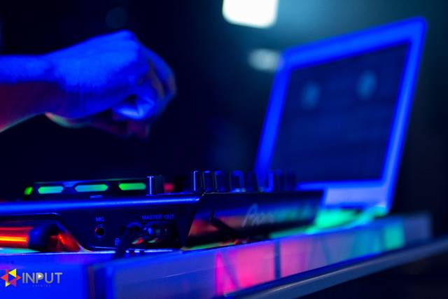 Dj Abraham
