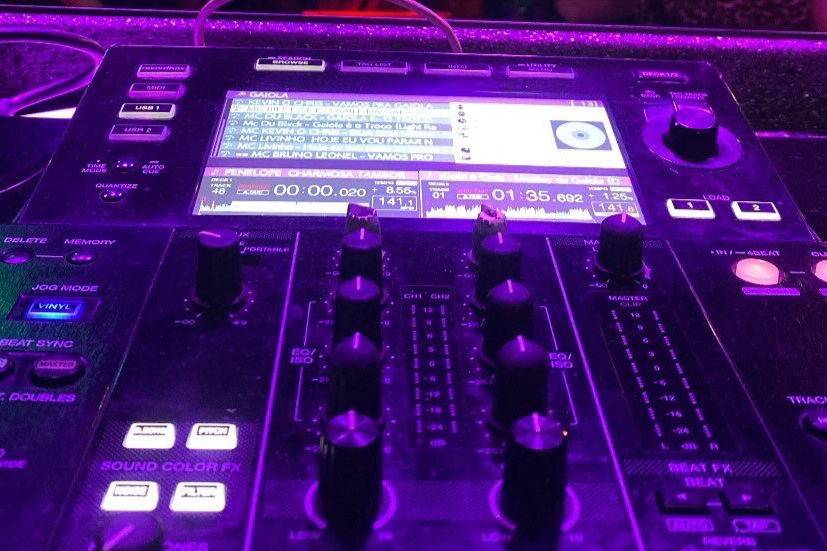 XDJ RR - Profissional