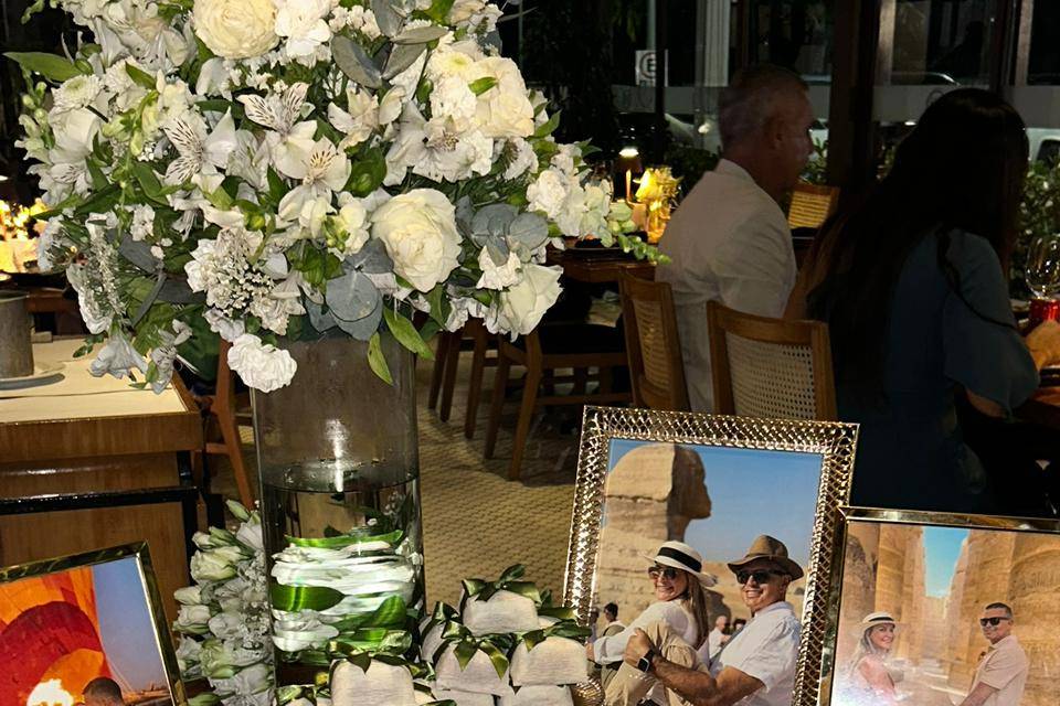 Montagem de mesa para recpção