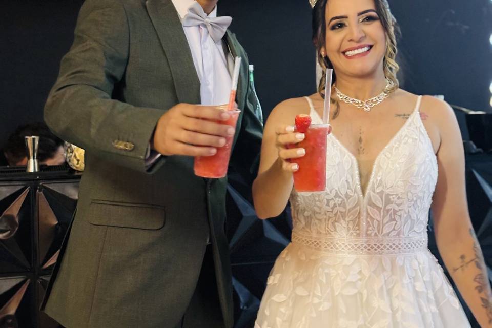 Mais uma casal Luabartender