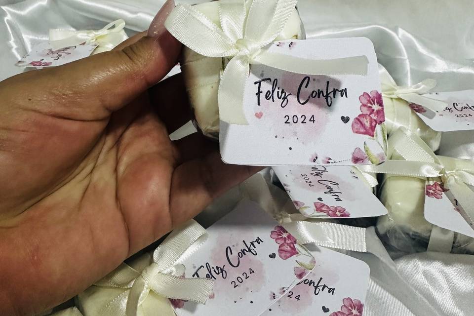 Mini bolo de noiva 90g