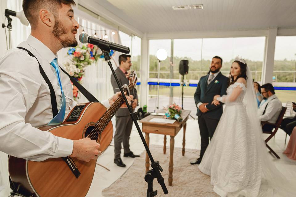 24 músicas para arrasar na sua festa de casamento 