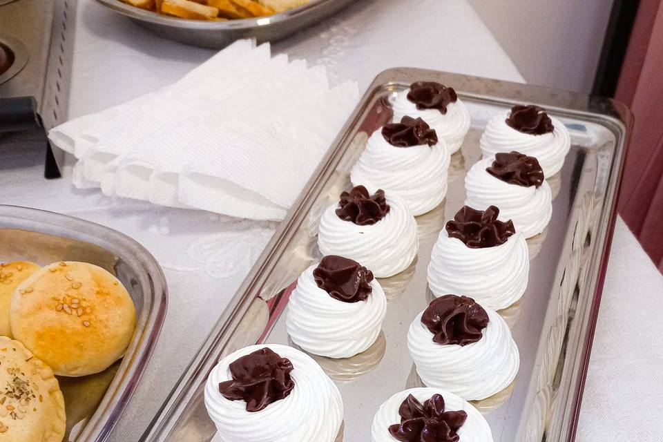 Mini pavlova