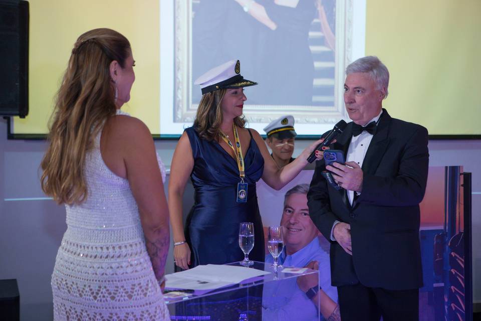 NOITE COMANDANTE 65 ANOS