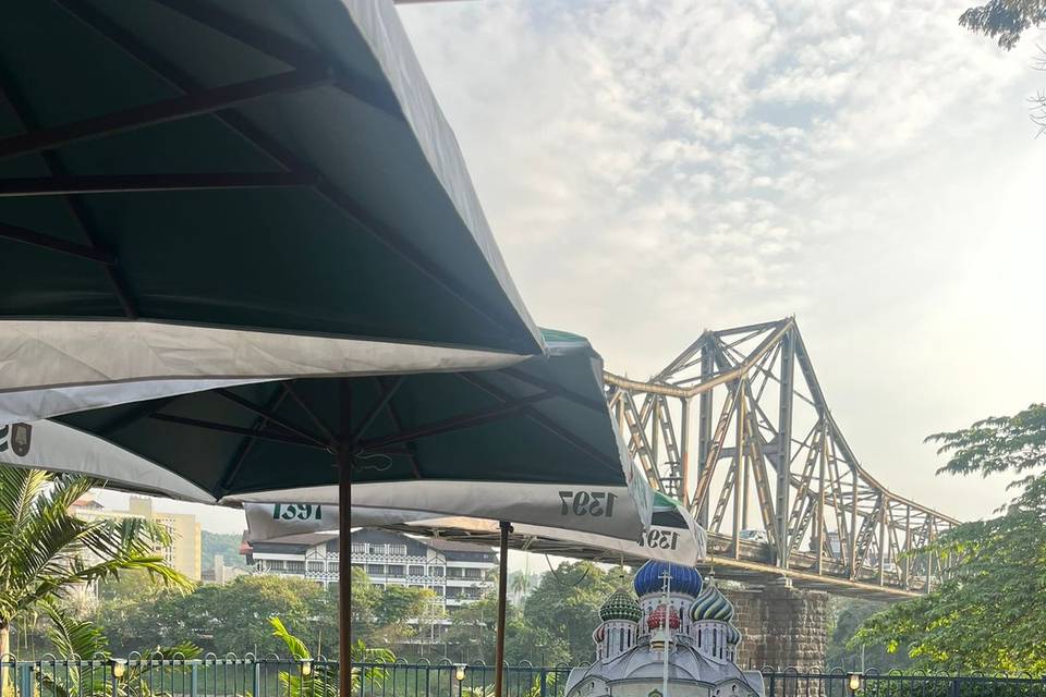 Área no espaço livre