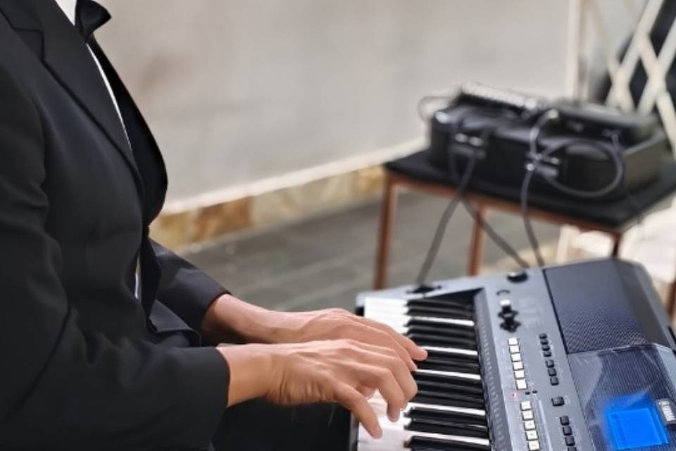 Teclado e voz