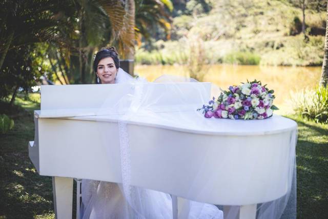 Piano Branco