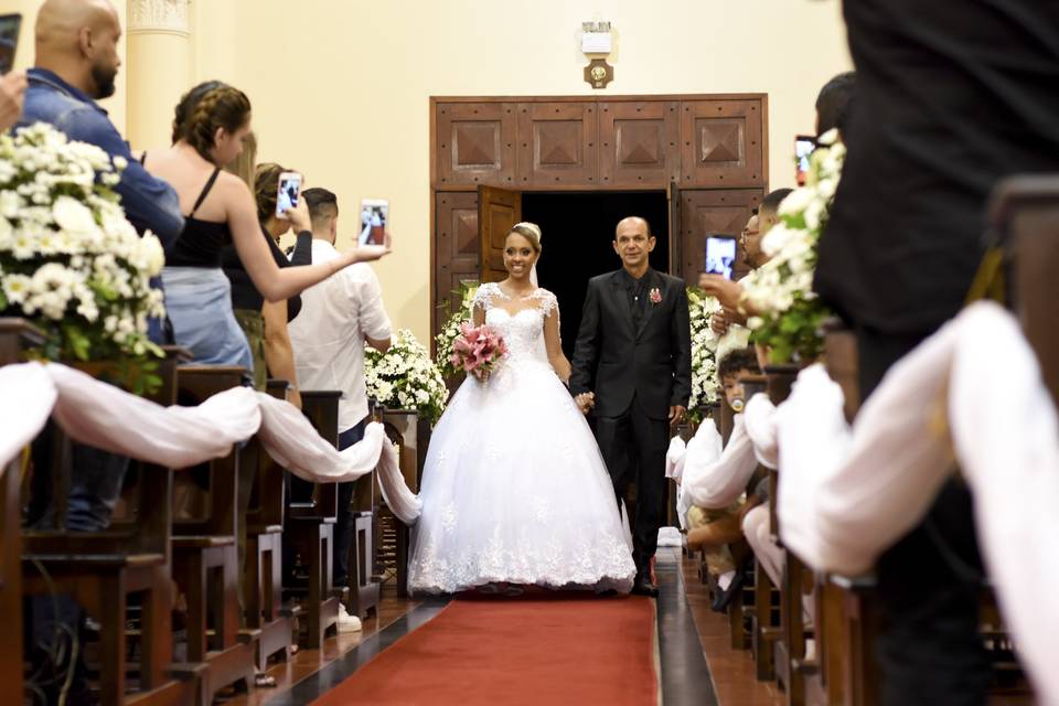 Noivos Casamento na Igreja
