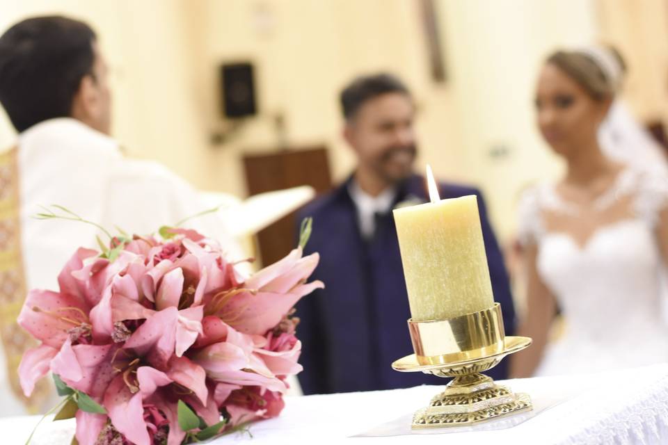 Noivos Casamento na Igreja