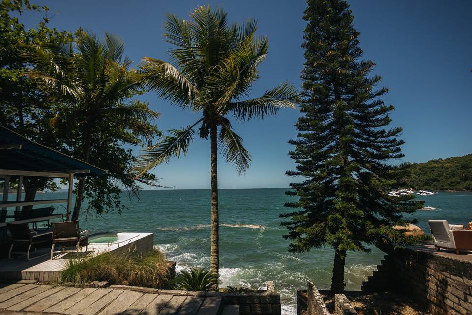 Casamento à beira-mar