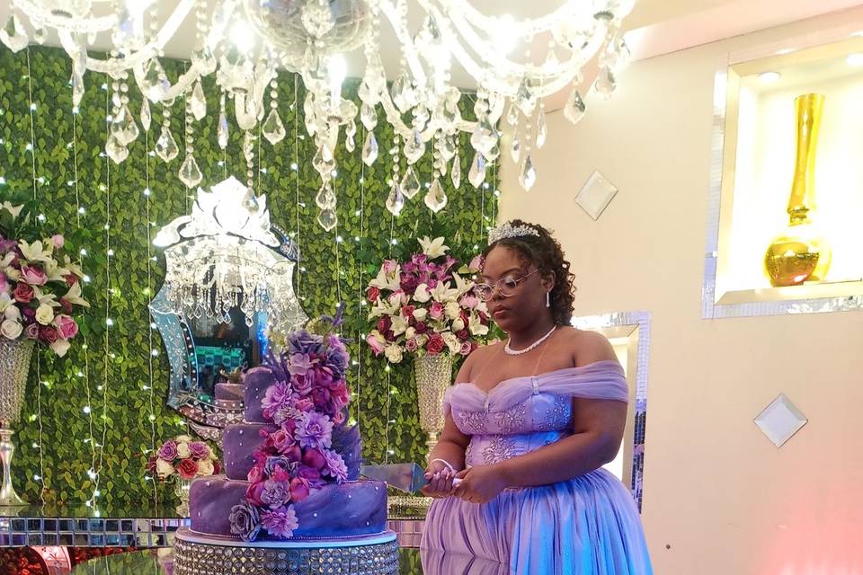 Debutante