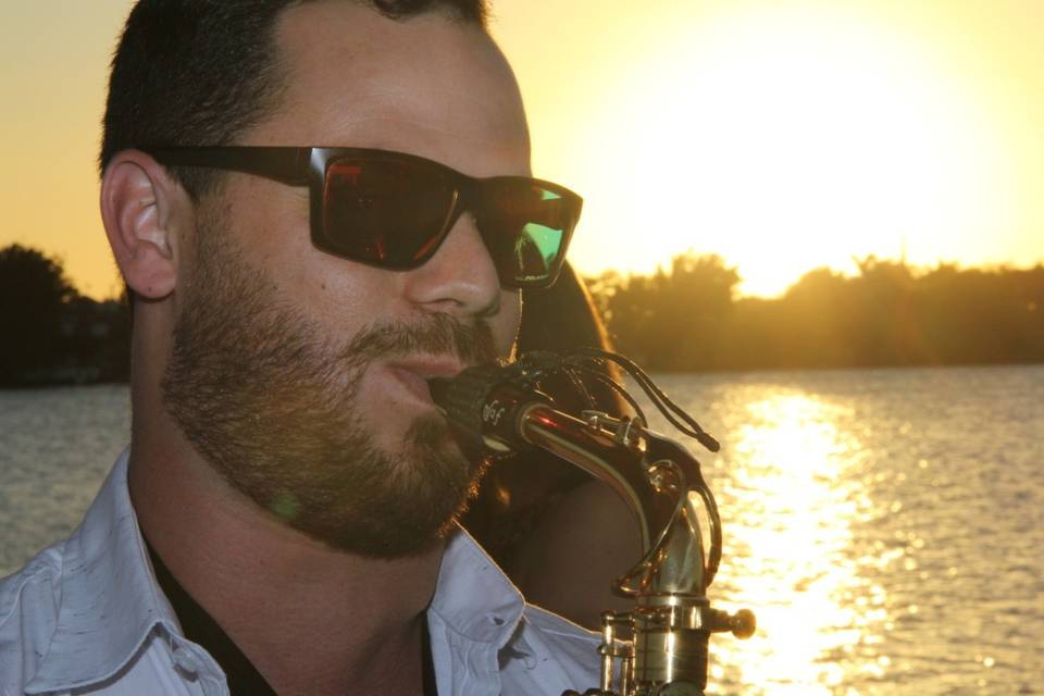 Marco Nunes Sax e Música