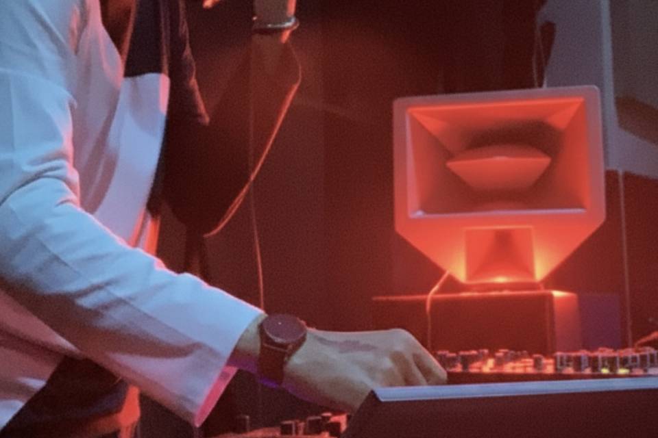 DJ Thiago Volts