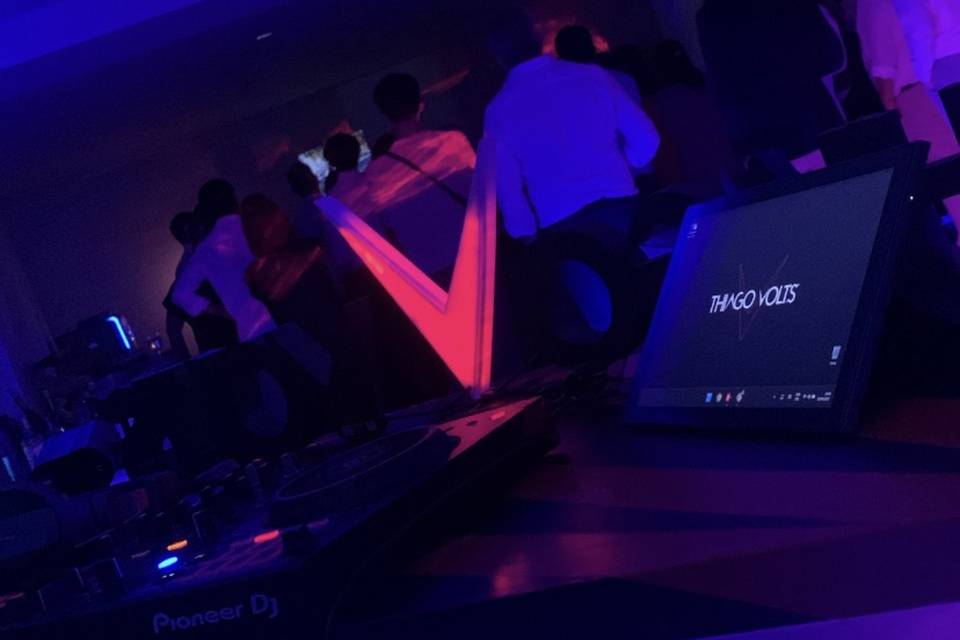 DJ Thiago Volts