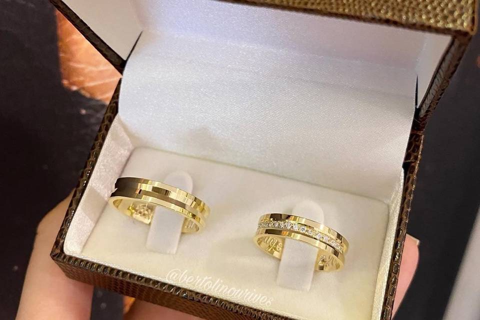 Alianças em ouro 18k