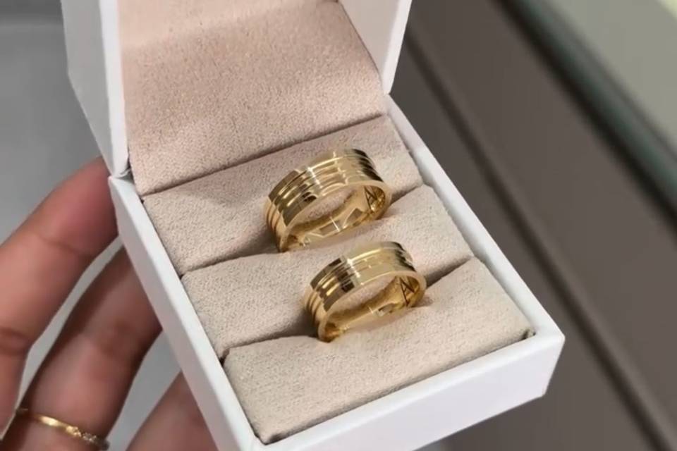 Alianças em ouro 18k