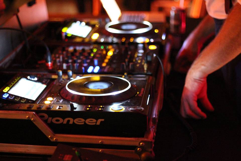 DJ Set Pioneer CDJ2000
