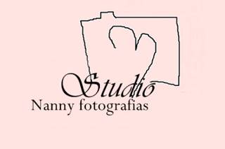 Studio Nanny Fotografias Logo