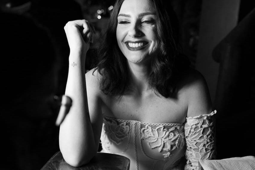 Noiva feliz