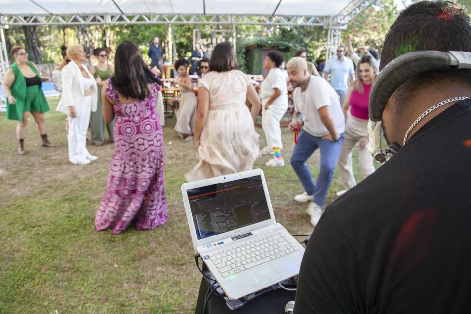 Opção de DJ a consultar