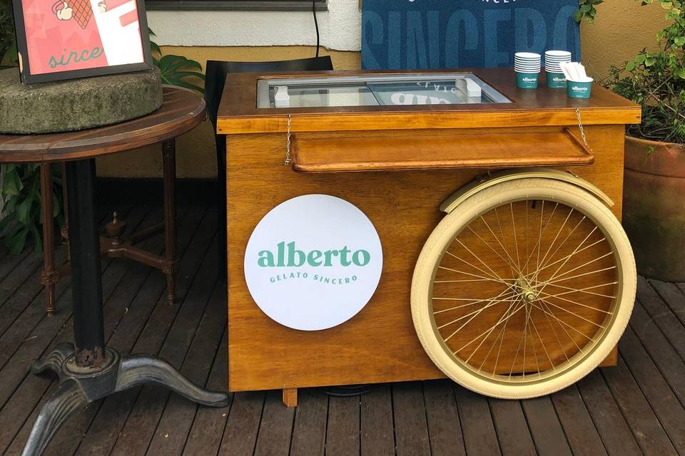 Nosso carrinho de gelato!