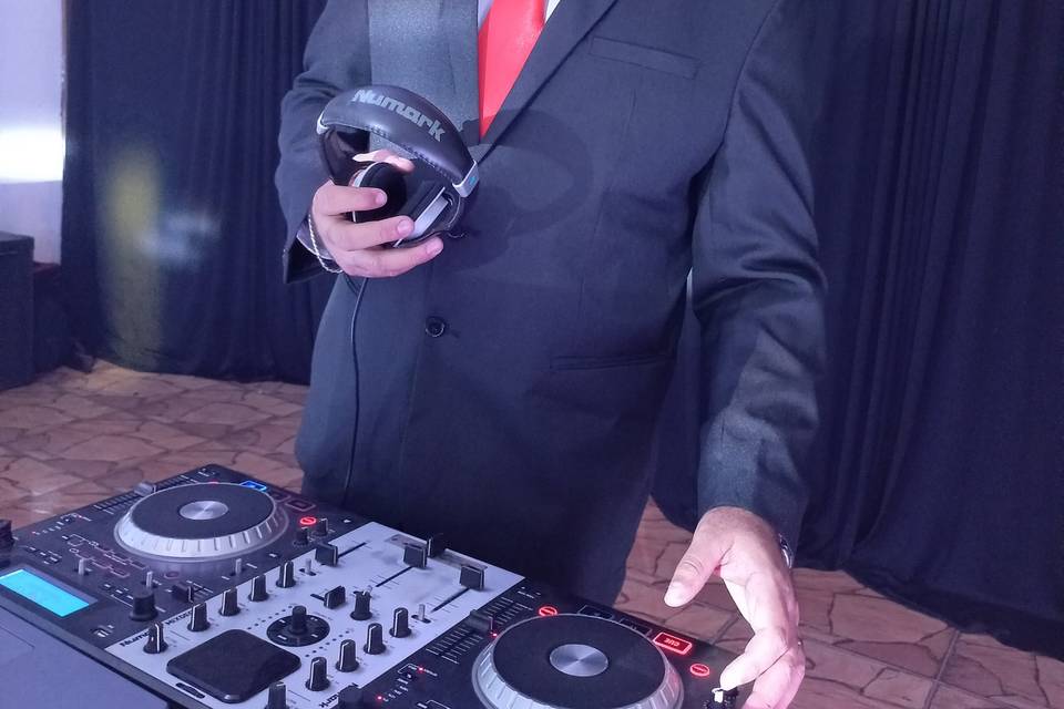 Dj Júlio Corrêa