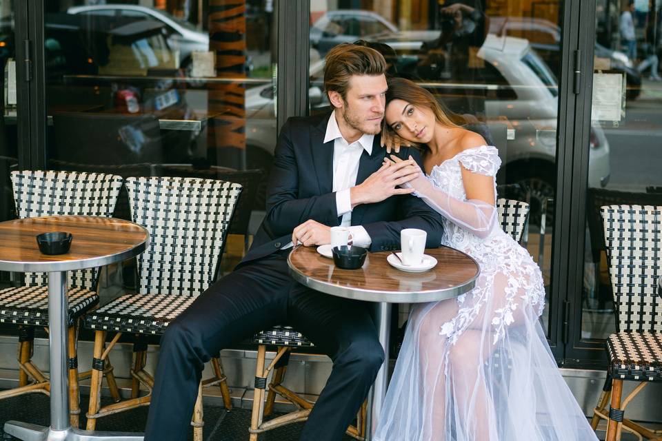 Vestido fluído com aplicações