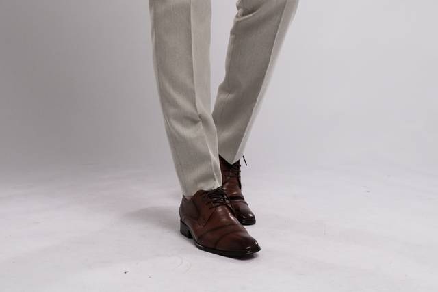 Decinel Suits