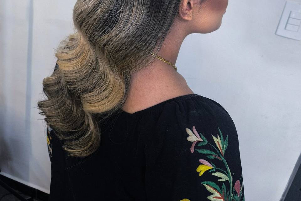 Semi preso ondas