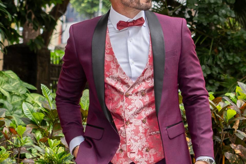 Decinel Suits