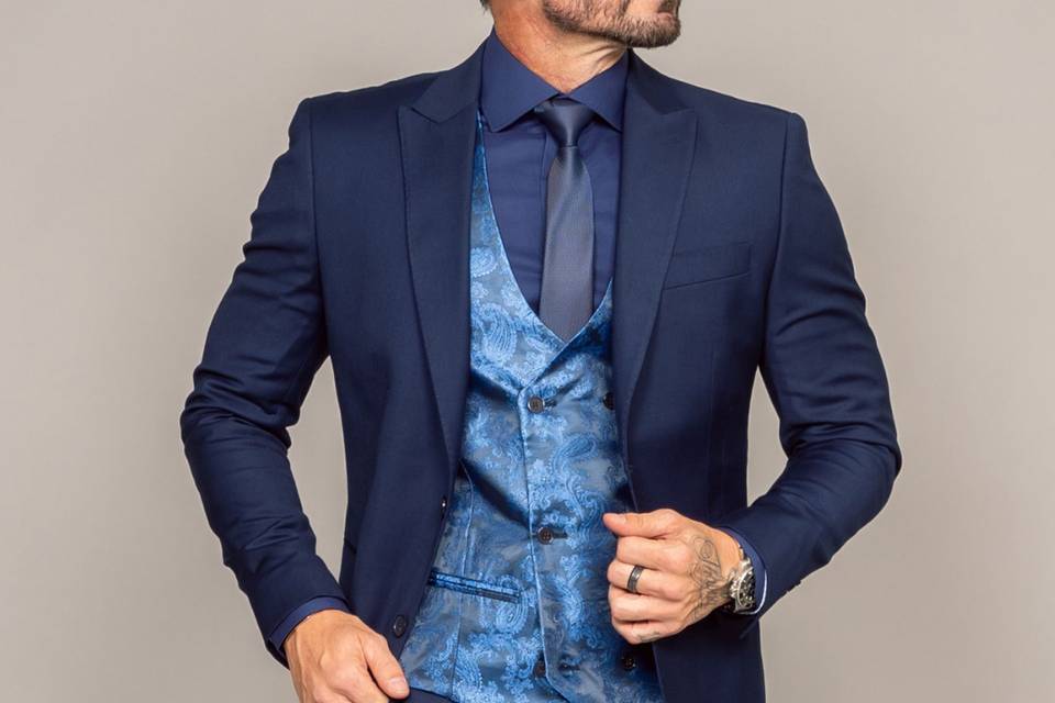 Decinel Suits